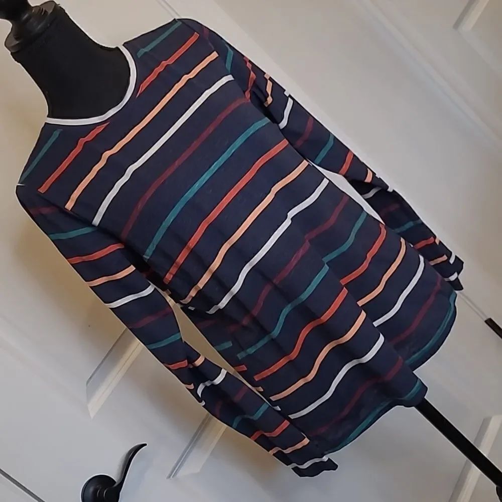 Sonoma sz M navy stripped crew neck tunic long sleeved t-shirt top